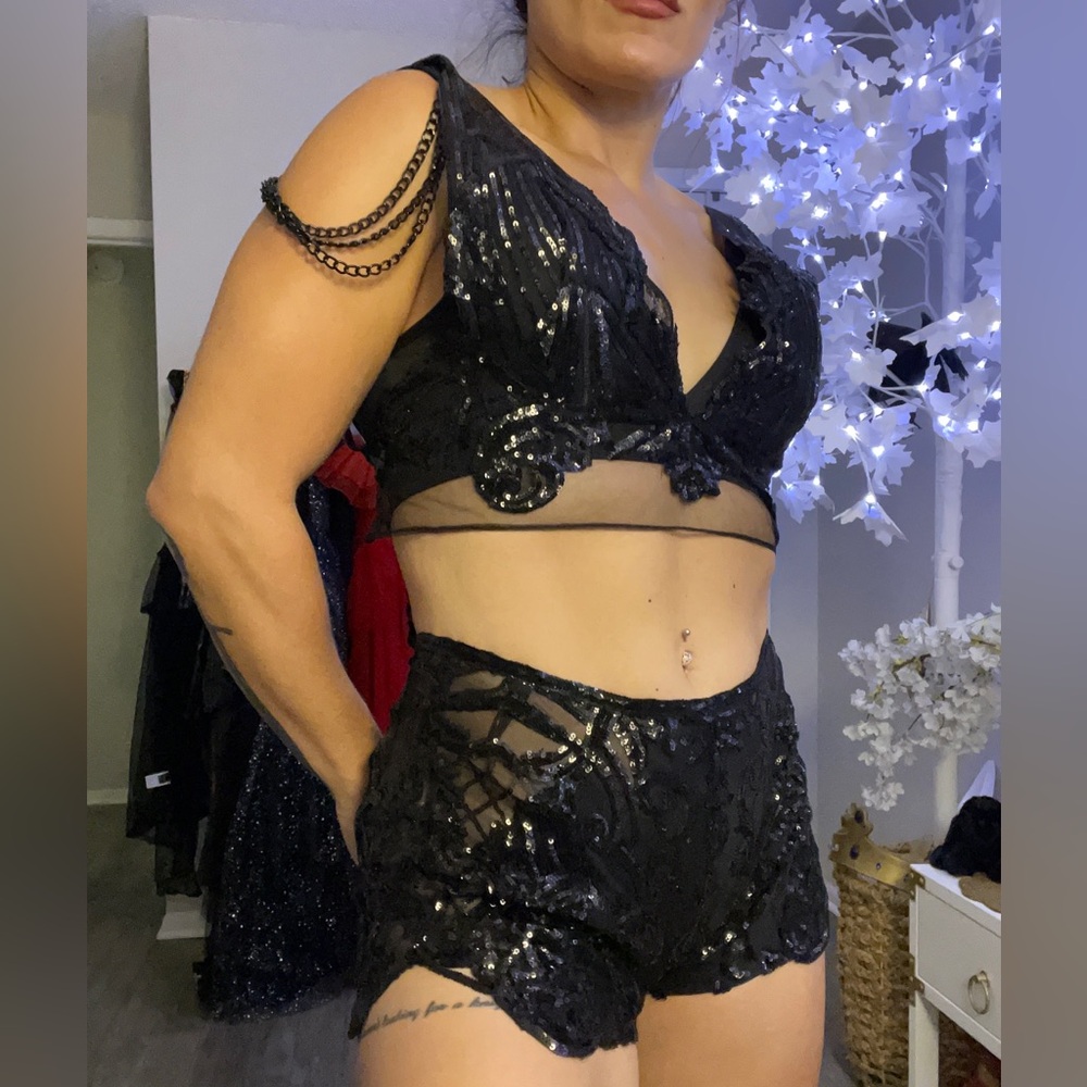 Couture Two piece mesh sequin chain shorts and crop